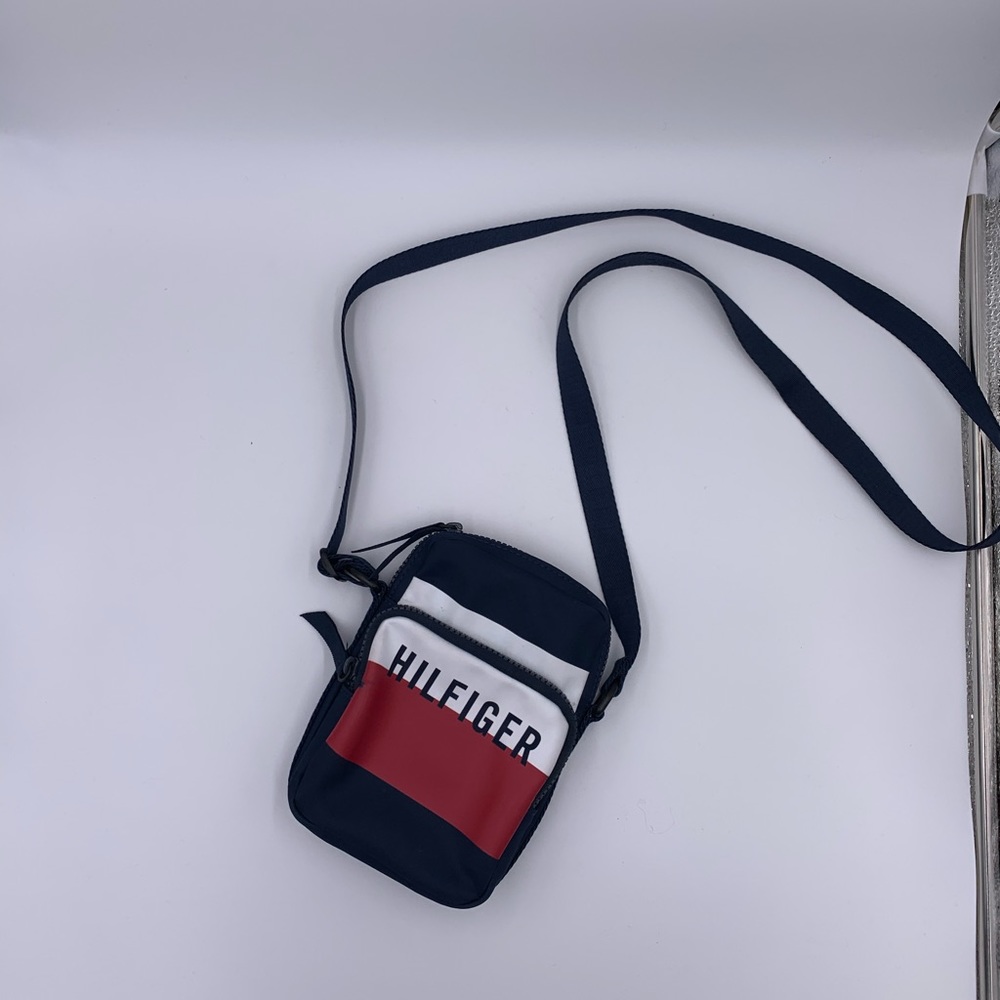 Tommy Hilfiger Crossbody bag
